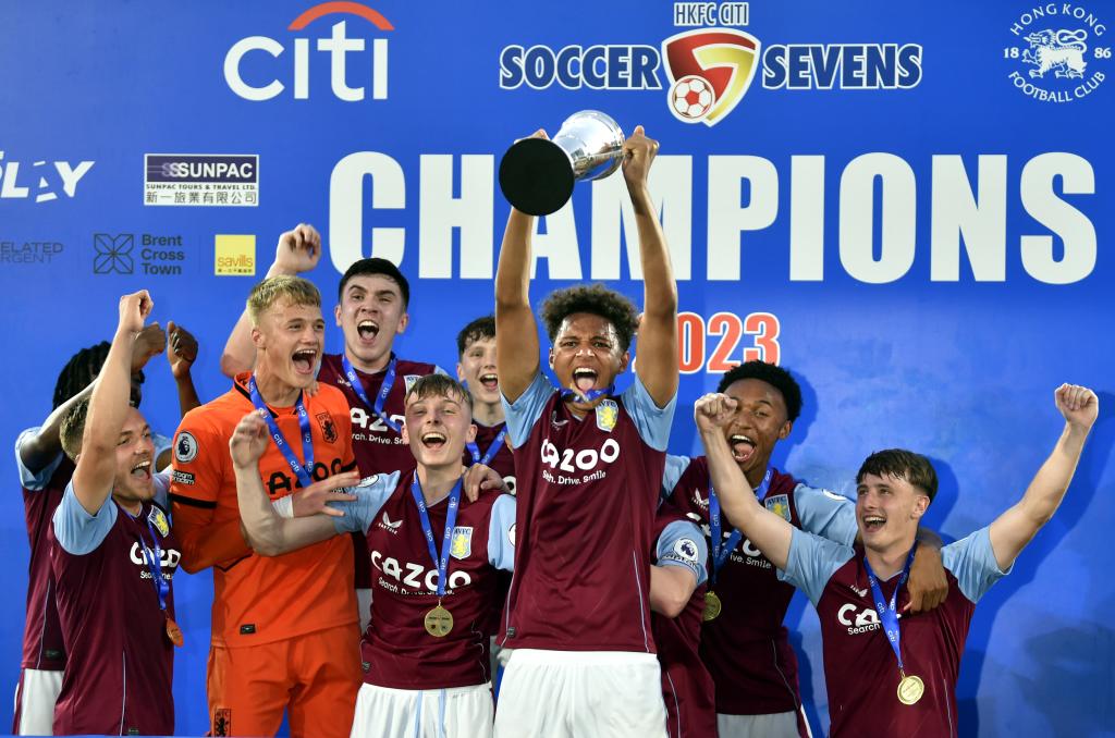 斯特拉顿比 斯特拉顿比