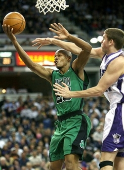 他在场上的 他在场上的