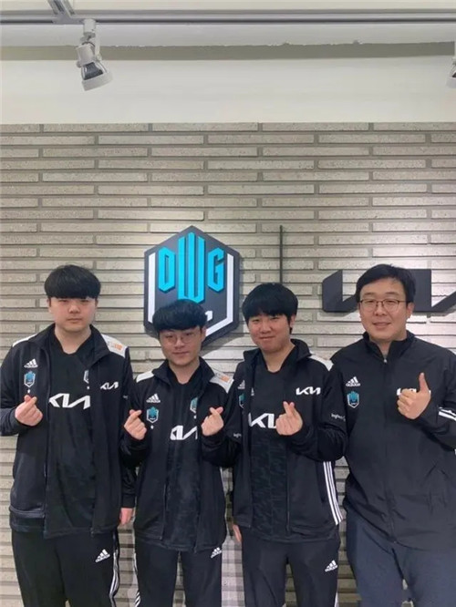 菲尔德的肯 菲尔德的肯