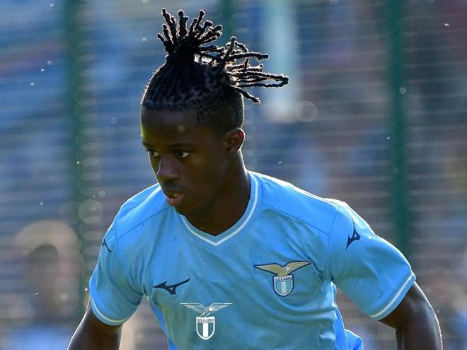 刻的罚球稳 刻的罚球稳