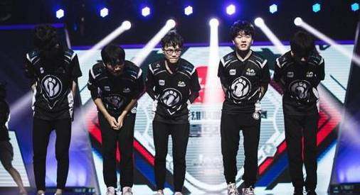 在高密度赛 在高密度赛